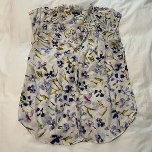 Cute floral printed blouse with frayed edge detail